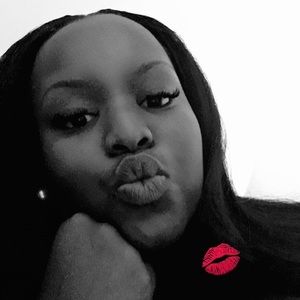 Meet your Posher, Ty-nia